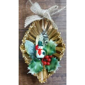 OOAK Handmade Tart Tin VTG Snowman Diorama Christmas Ornament Gold Glitter O3